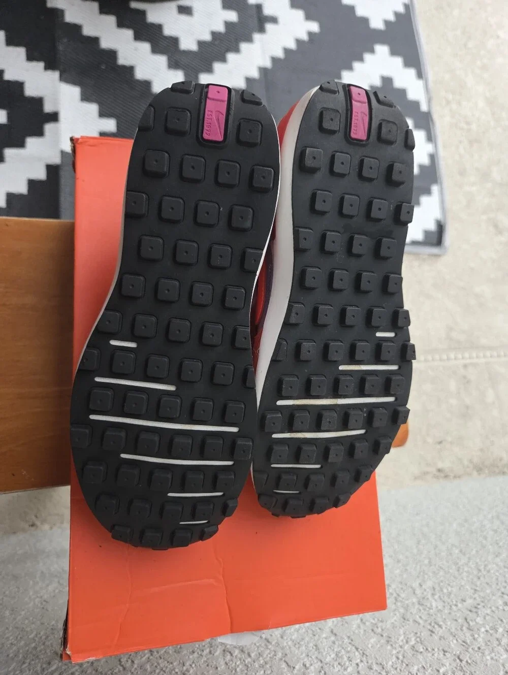 Nike Waffle One Fuscia Women's Size 6.5 DC2533-800 Shoes